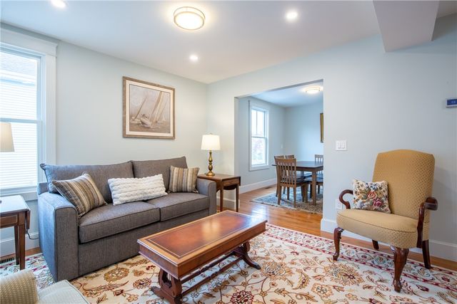 5 Gillies Court, Newport, RI 02840