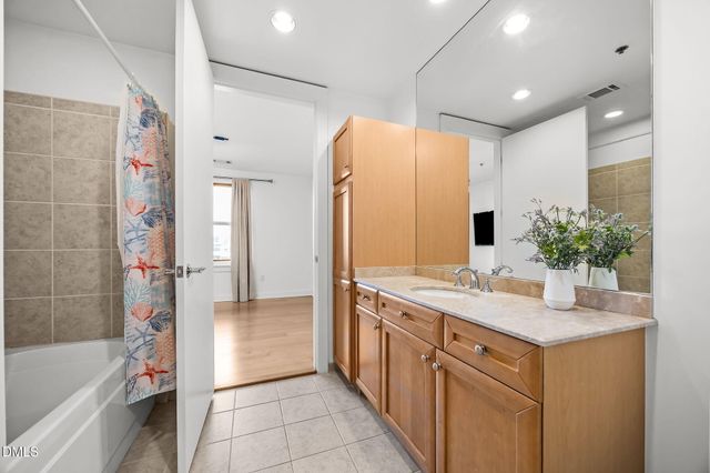 618 N Boylan Avenue 702, Raleigh, NC 27603