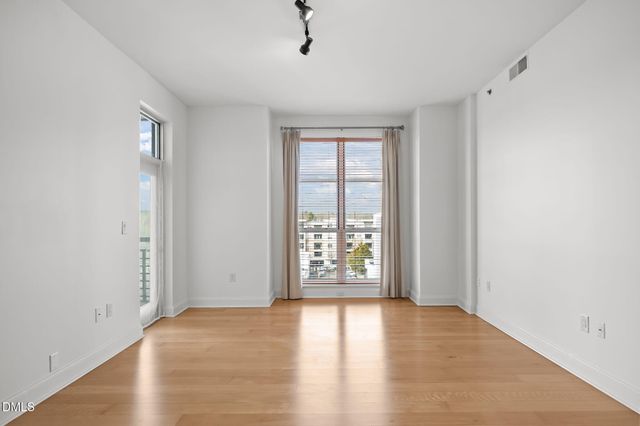 618 N Boylan Avenue 702, Raleigh, NC 27603