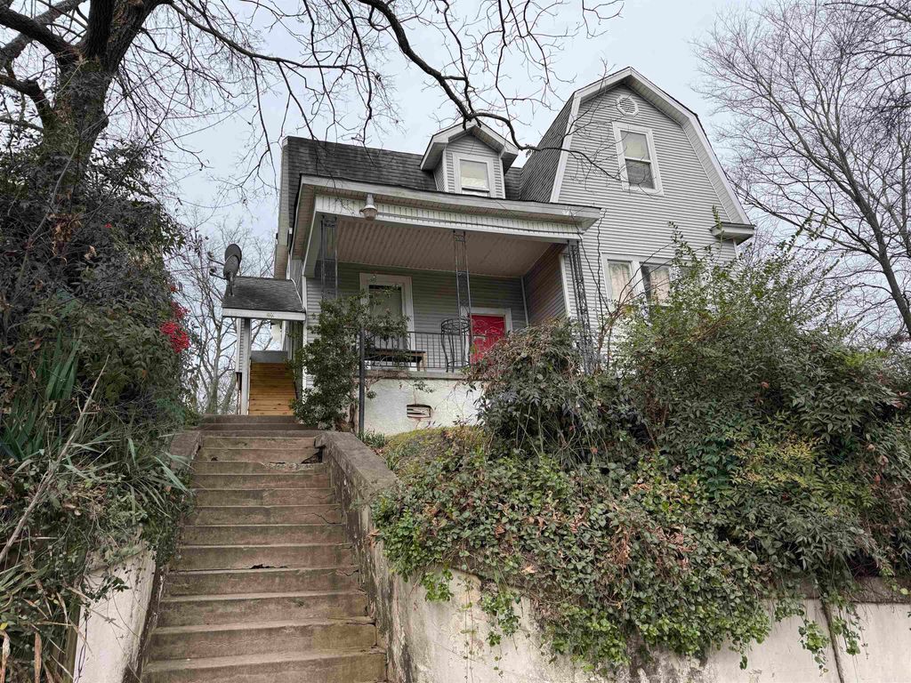100 Dennison Street, Little Rock, AR 72205