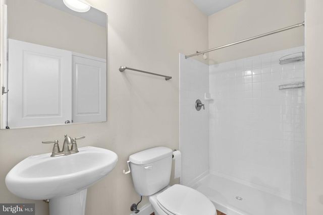 9712 CENTENNIAL MEADOWS LN, Ellicott City, MD 21042