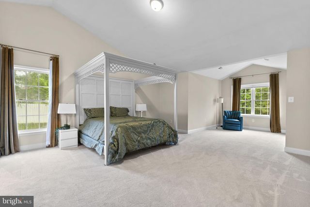 9712 CENTENNIAL MEADOWS LN, Ellicott City, MD 21042