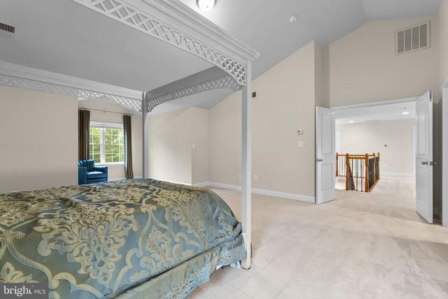 9712 CENTENNIAL MEADOWS LN, Ellicott City, MD 21042