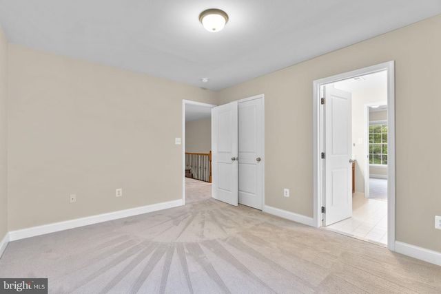 9712 CENTENNIAL MEADOWS LN, Ellicott City, MD 21042