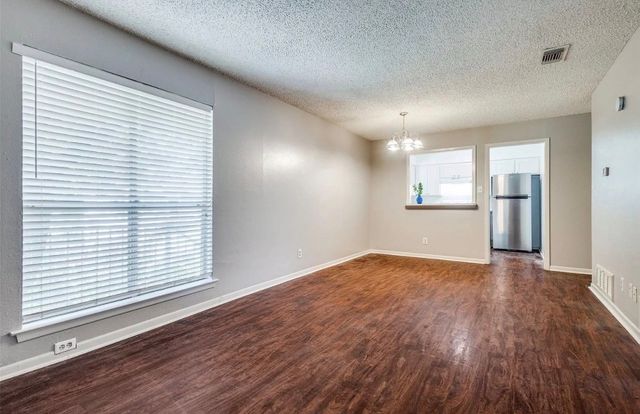 627 Texas Street, Denton, TX 76209