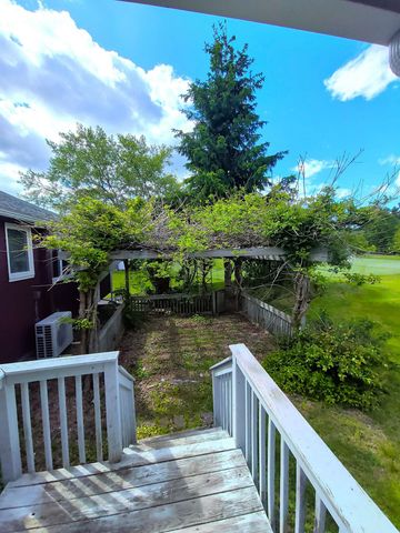 39 Old Auburn Road, Derry, NH 03038