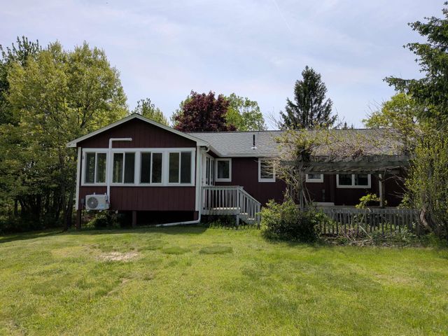 39 Old Auburn Road, Derry, NH 03038