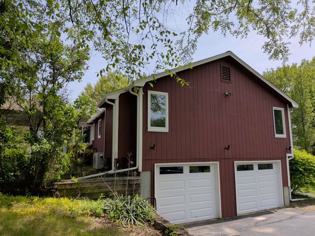 39 Old Auburn Road, Derry, NH 03038