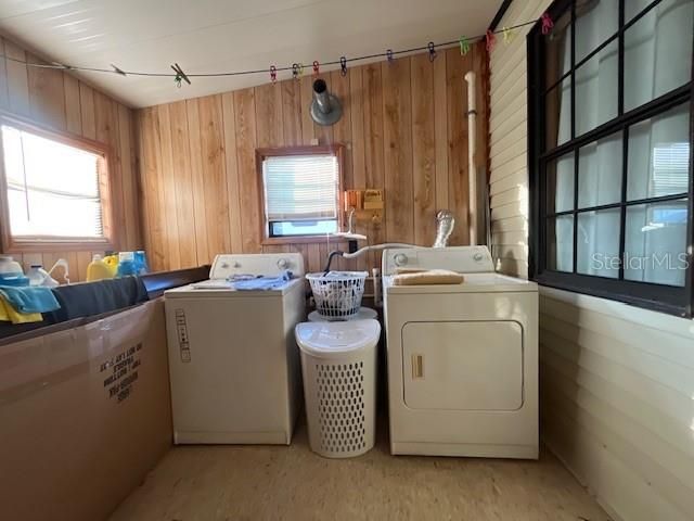 70 FAIRVIEW DRIVE S, Haines City, FL 33844