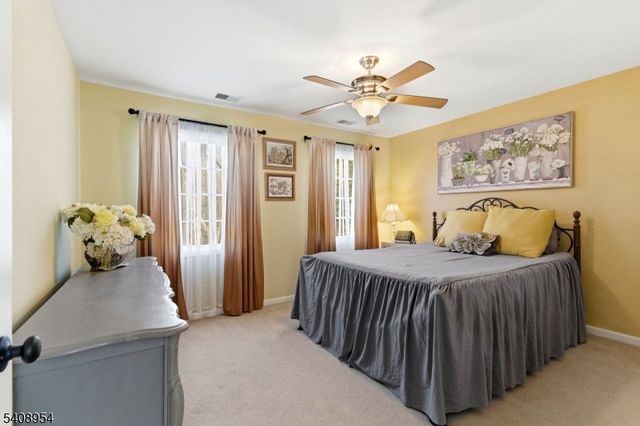 26 Fox Hollow Way, Green Twp., NJ 07821