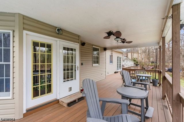 26 Fox Hollow Way, Green Twp., NJ 07821