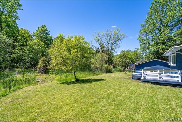 4076 North Freeman Road, Orchard Park, NY 14127