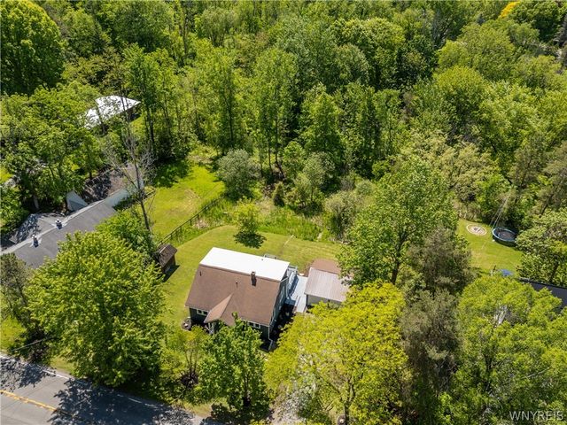 4076 North Freeman Road, Orchard Park, NY 14127