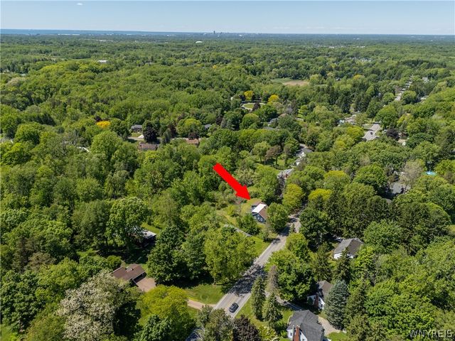 4076 North Freeman Road, Orchard Park, NY 14127