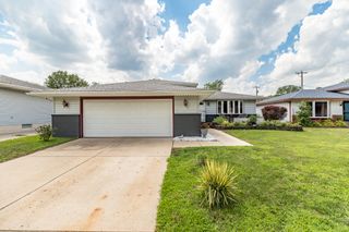 9120 Southmoor Avenue, Highland, IN 46322