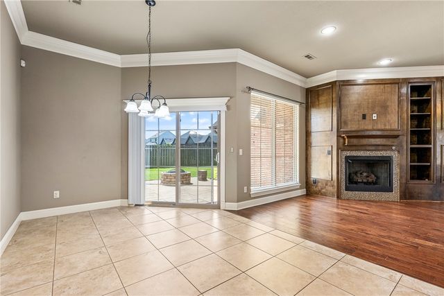 3905 SW Gemstone Boulevard, Bentonville, AR 72713
