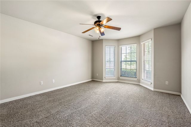 3905 SW Gemstone Boulevard, Bentonville, AR 72713