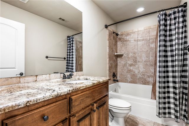 3905 SW Gemstone Boulevard, Bentonville, AR 72713