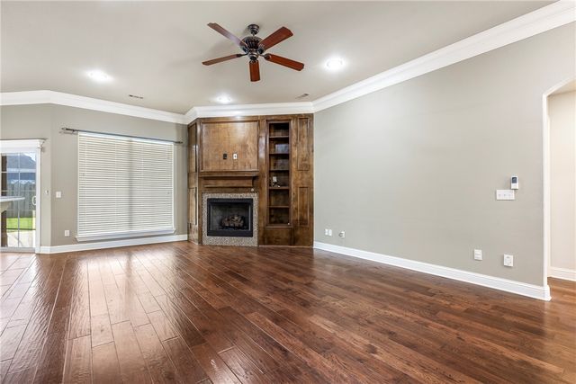 3905 SW Gemstone Boulevard, Bentonville, AR 72713
