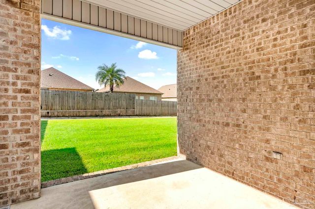 7975 Burnside Loop, Pensacola, FL 32526