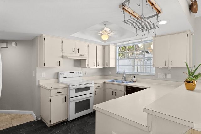 1675 POLO CLUB DRIVE, Tarpon Springs, FL 34689