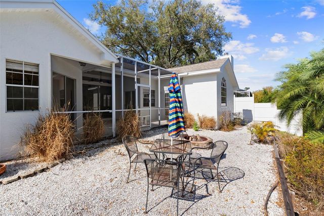 1675 POLO CLUB DRIVE, Tarpon Springs, FL 34689