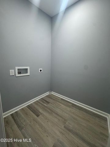 2550 Big Piney Grove Road, Clinton, NC 28328