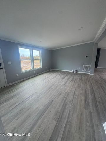 2550 Big Piney Grove Road, Clinton, NC 28328