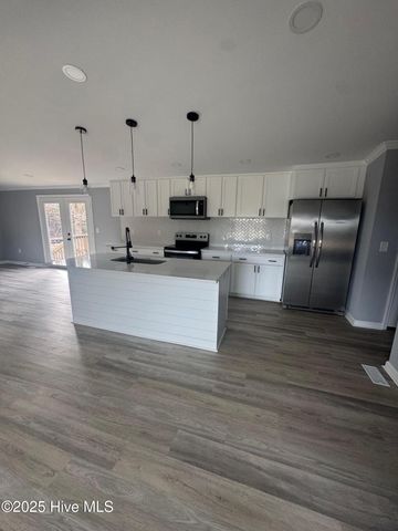 2550 Big Piney Grove Road, Clinton, NC 28328