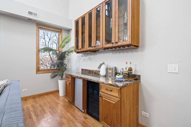 1056 N Marshfield Avenue 3, Chicago, IL 60622