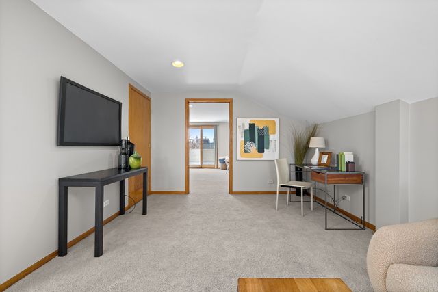 1056 N Marshfield Avenue 3, Chicago, IL 60622