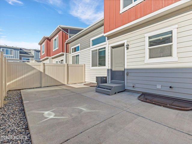 4298 E Half Timber Way, Eagle Mountain, UT 84005