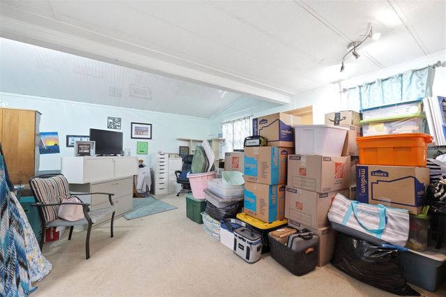 7663 CR 247, Lake Panasoffkee, FL 33538