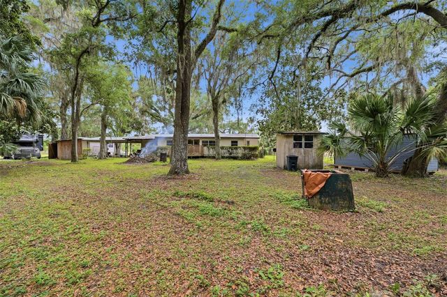 7663 CR 247, Lake Panasoffkee, FL 33538