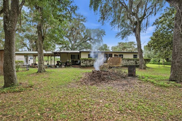 7663 CR 247, Lake Panasoffkee, FL 33538