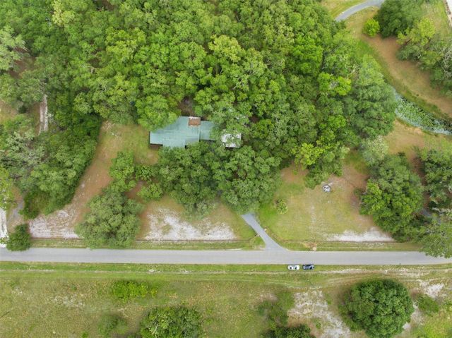 7663 CR 247, Lake Panasoffkee, FL 33538