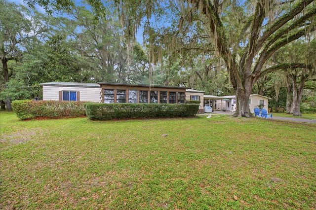 7663 CR 247, Lake Panasoffkee, FL 33538
