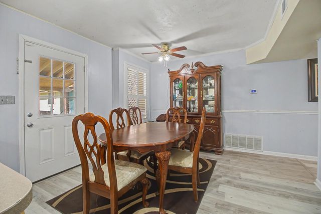 903 Horlock Street, Navasota, TX 77868