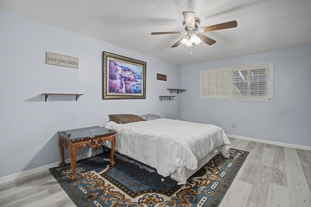 903 Horlock Street, Navasota, TX 77868