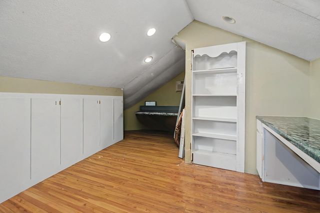 903 Horlock Street, Navasota, TX 77868