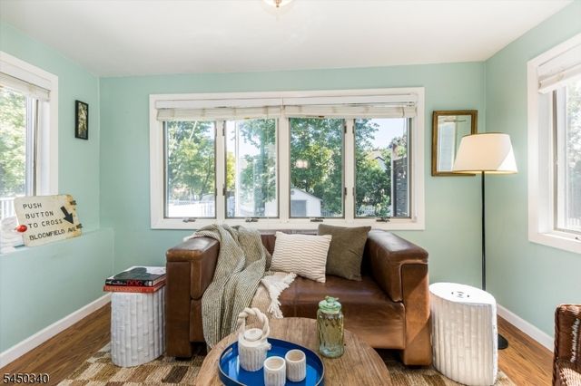 195 Stonehouse Rd, Bloomfield Twp., NJ 07028