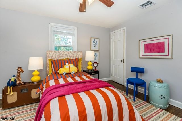 195 Stonehouse Rd, Bloomfield Twp., NJ 07028