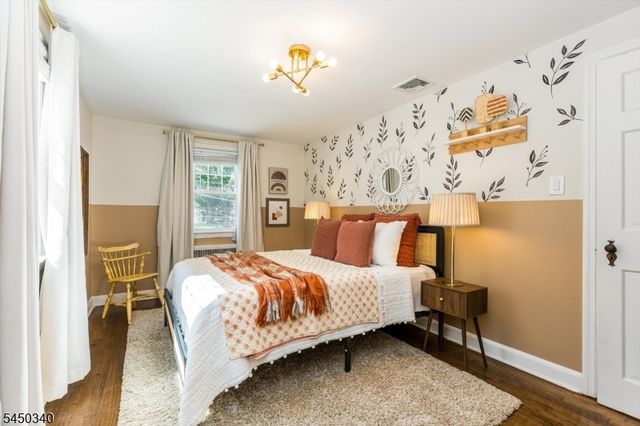 195 Stonehouse Rd, Bloomfield Twp., NJ 07028