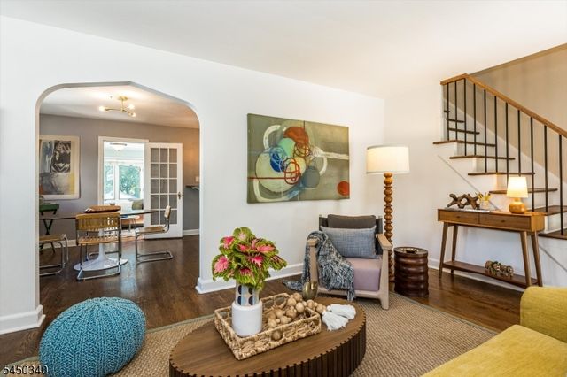 195 Stonehouse Rd, Bloomfield Twp., NJ 07028