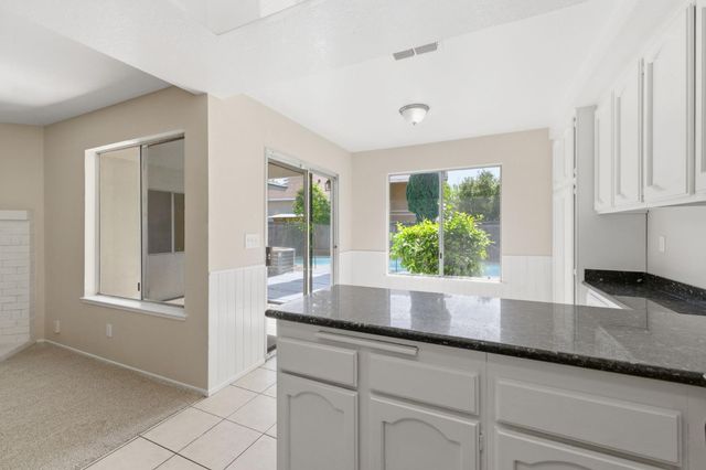 4360 Armadale Way, Sacramento, CA 95823