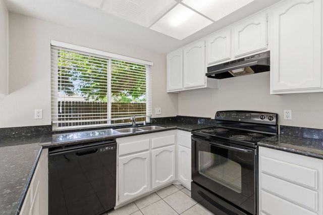 4360 Armadale Way, Sacramento, CA 95823