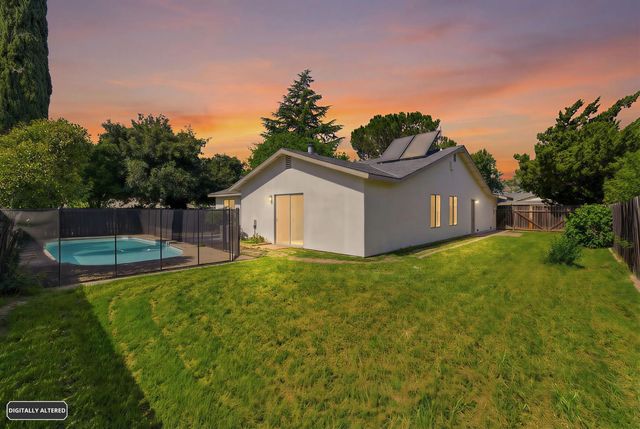 4360 Armadale Way, Sacramento, CA 95823