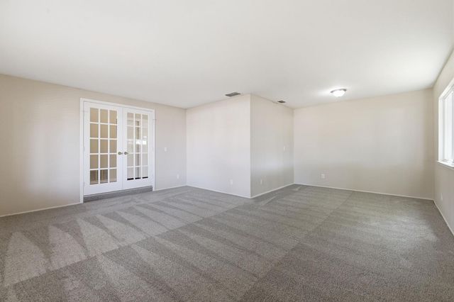 4360 Armadale Way, Sacramento, CA 95823