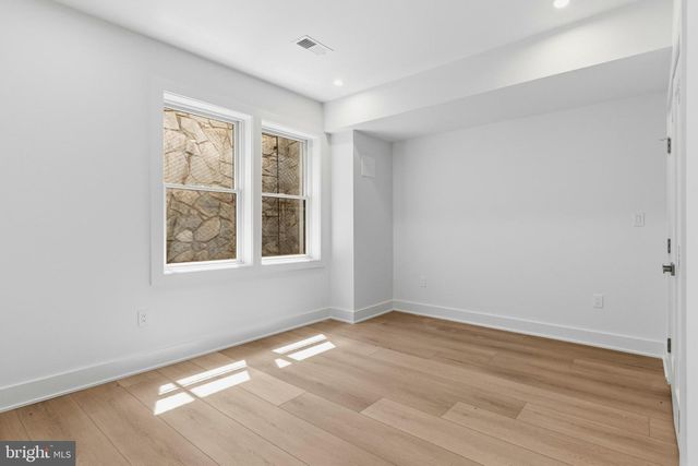 4008 BURKE STATION RD, Fairfax, VA 22032
