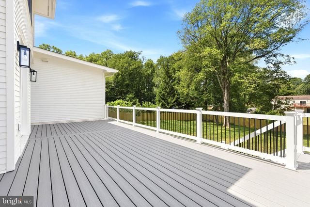 4008 BURKE STATION RD, Fairfax, VA 22032